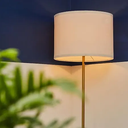 Large House Close To - Ideal For Groups Будинок відпочинку *