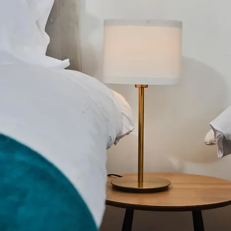 Large House Close To - Ideal For Groups 別荘 *