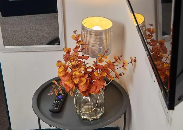 Large House Close To - Ideal For Groups * リーズ