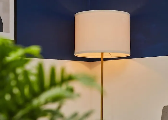 Large House Close To - Ideal For Groups 別荘 *